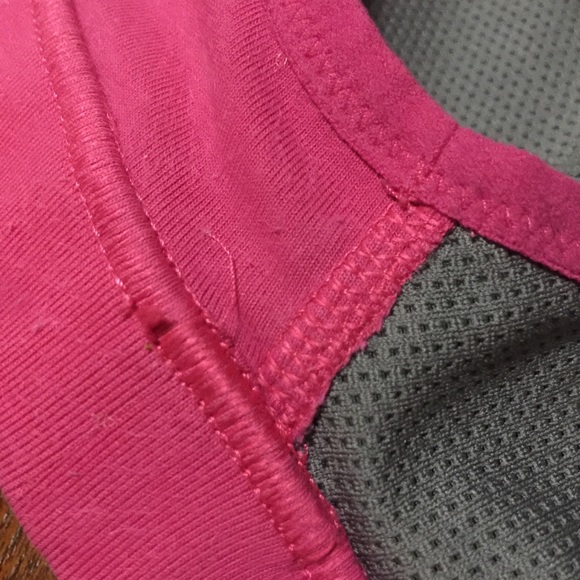 Reversible Nike sports bra with spaghetti strap - Picture 4 of 7